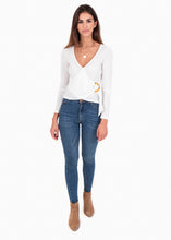 Cargar imagen en el visor de la galería, Blusa blanca con hebilla - ALLY