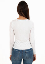 Cargar imagen en el visor de la galería, Blusa blanca con hebilla - ALLY
